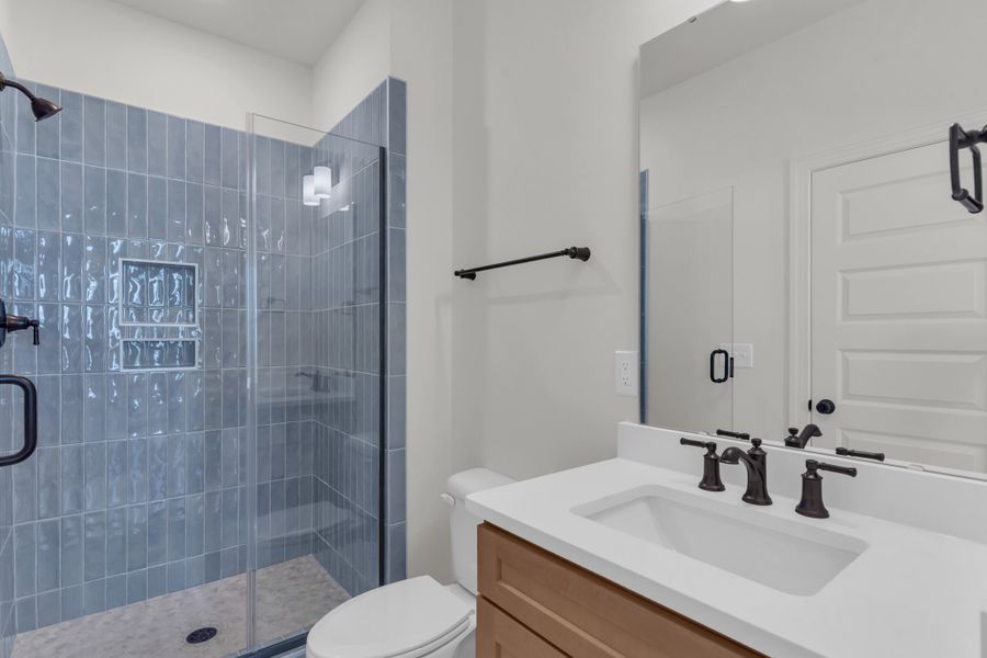 Representative furnished interior of a home built from the The Hampton by RobuckHomes in Stonehenge, Raleigh (Image 71).
