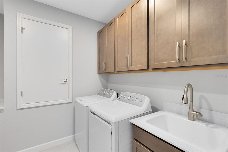 Furnished interior view inside a new home in Eden at Crossprairie, St. Cloud (Image 29).