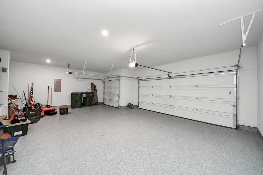 Spacious, unfurnished interior of a new home in Oakwood Ranch, Willis (Image 22). Spacious, unfurnished interior of a new home in Oakwood Ranch, Willis (Image 22).