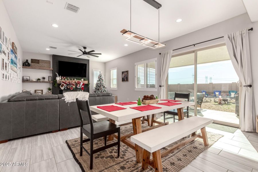 13 - Mariposa Grande 14045