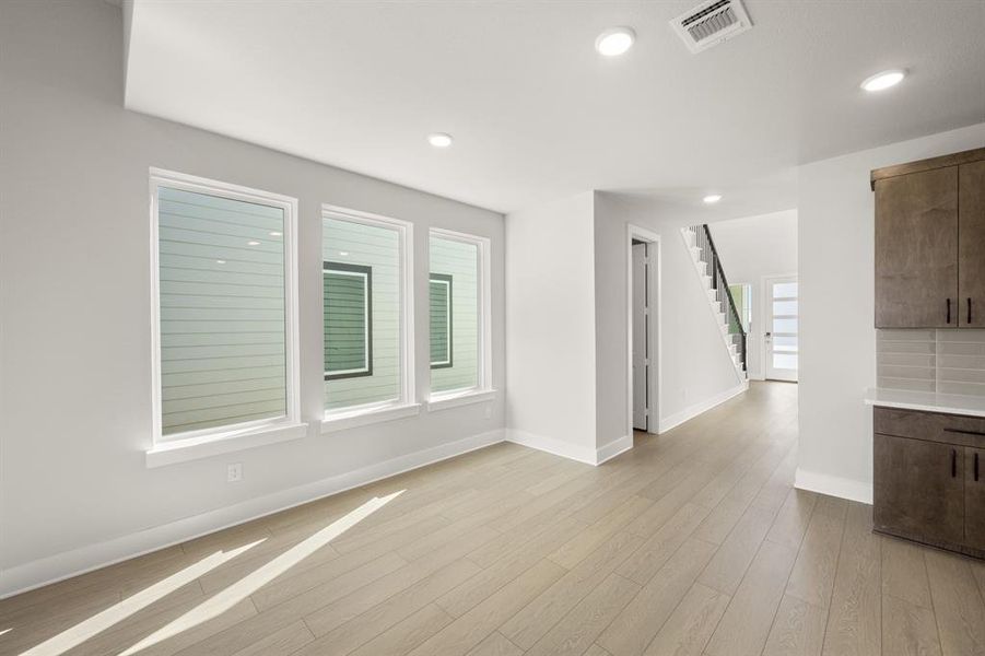 7420 Summer Sunset- Dining-1 7420 Summer Sunset- Dining-1