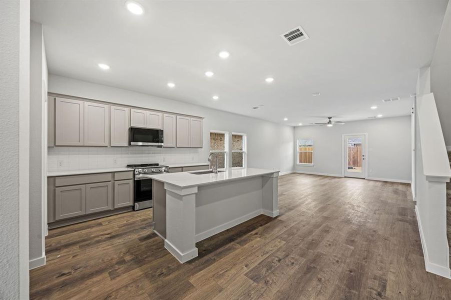 Furnished interior view inside a new home in Summerwood Estates, Red Oak (Image 9).