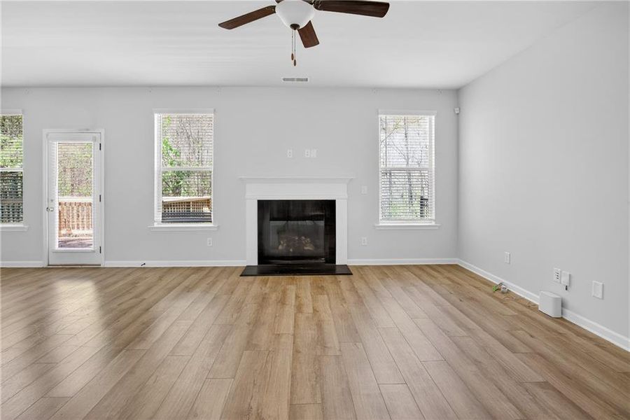 Spacious, unfurnished interior of a new home in , Atlanta (Image 32).