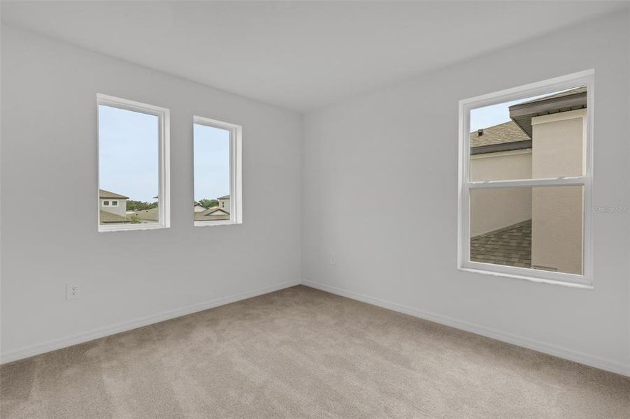 Spacious, unfurnished interior of a new home in Southpointe, Palmetto (Image 21).