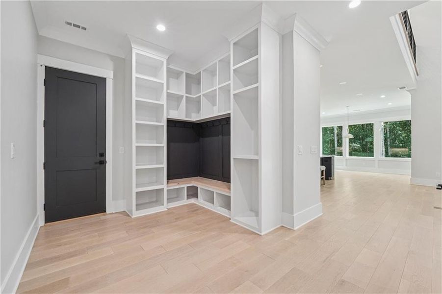 Spacious, unfurnished interior of a new home in , Commerce (Image 24).