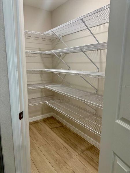 Spacious, unfurnished interior of a new home in Forest Lake, Davenport (Image 10).