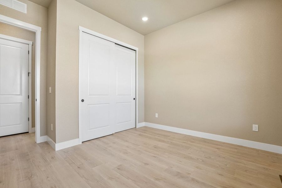Spacious, unfurnished interior of a new home in Jackson Creek North, Monument (Image 26).