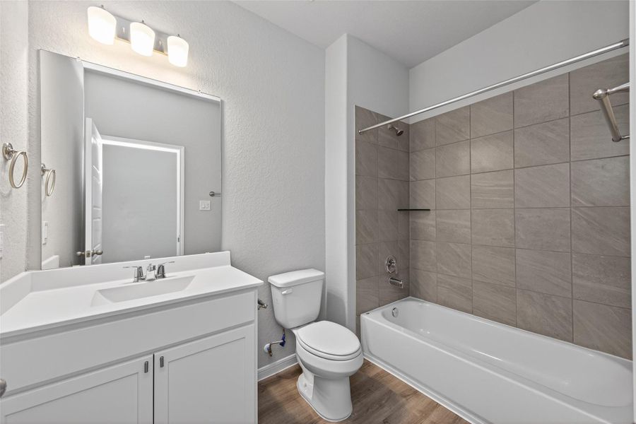 Furnished interior view inside a new home in Woodland Lakes, Houston (Image 7).