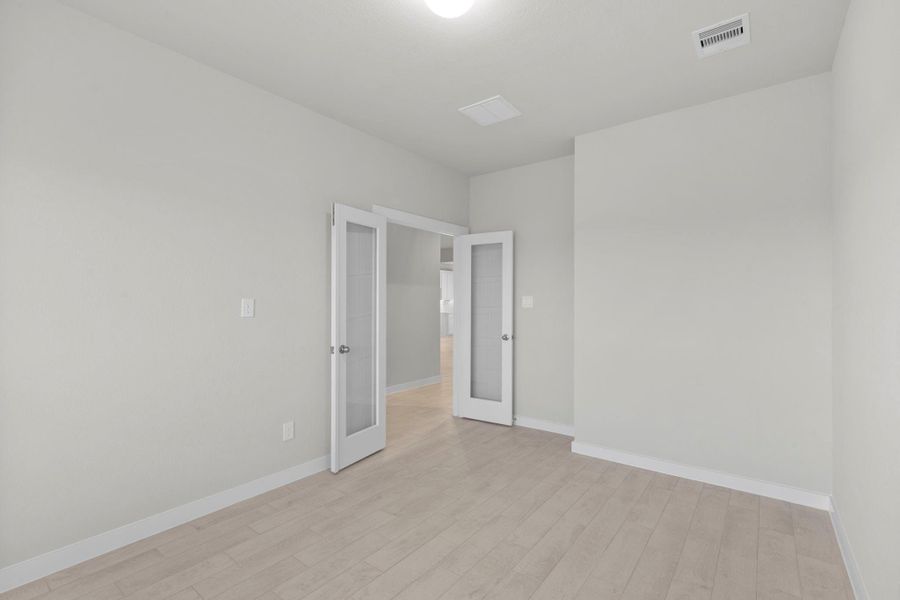 Spacious, unfurnished interior of a new home in , Rosenberg (Image 33). Spacious, unfurnished interior of a new home in , Rosenberg (Image 33).