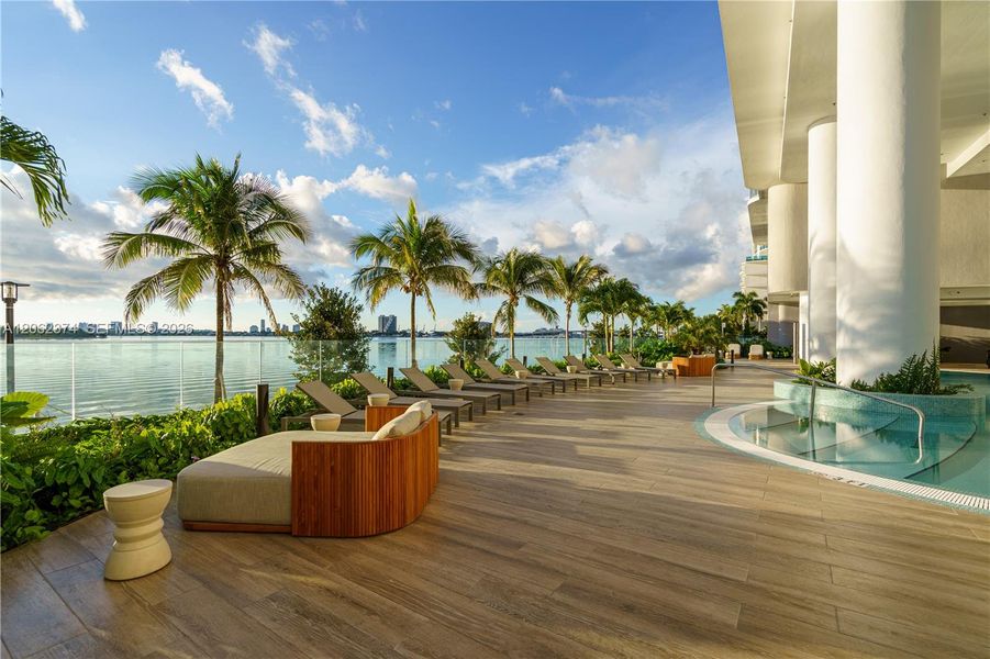 Community amenities in , Miami (Image 51).