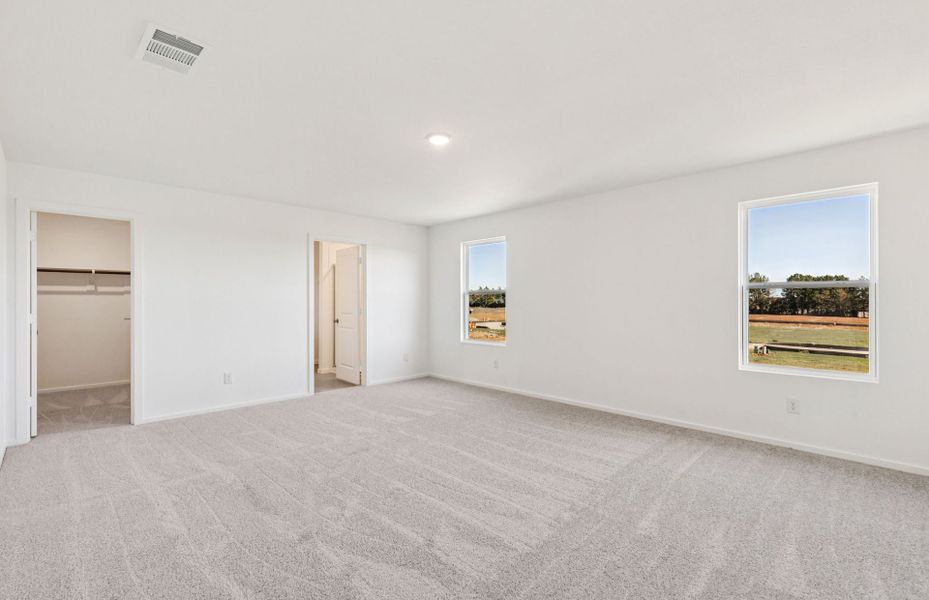 Spacious, unfurnished interior of a new home in Montgomery Bend, Montgomery (Image 16).
