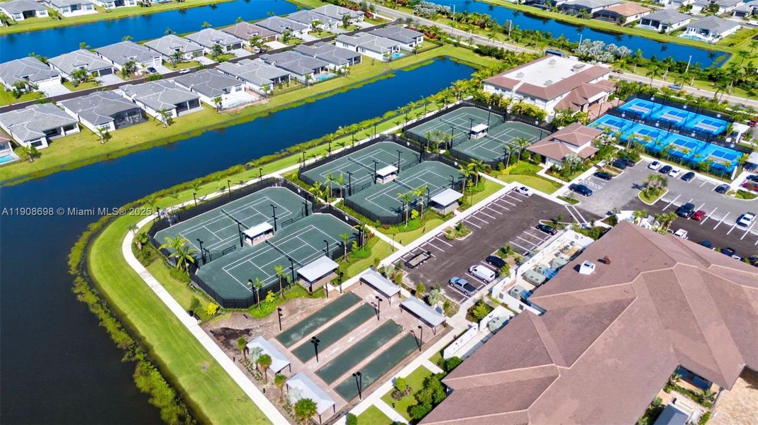 Community amenities in , Boynton Beach (Image 91).
