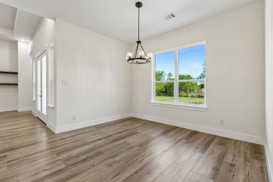 Spacious, unfurnished interior of a new home in , Rowlett (Image 27). Spacious, unfurnished interior of a new home in , Rowlett (Image 27).
