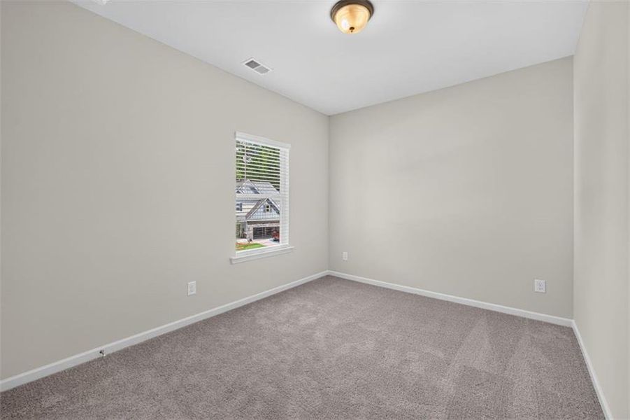 Spacious, unfurnished interior of a new home in Jones Ridge, Dallas (Image 76). Spacious, unfurnished interior of a new home in Jones Ridge, Dallas (Image 76).