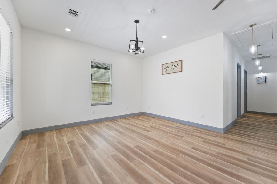 Spacious, unfurnished interior of a new home in , Point Blank (Image 11).