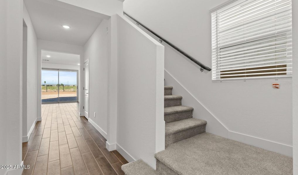 Manor Lot #55 Foyer (2) (Large)