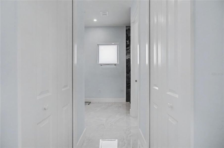 Spacious, unfurnished interior of a new home in , Lehigh Acres (Image 22).