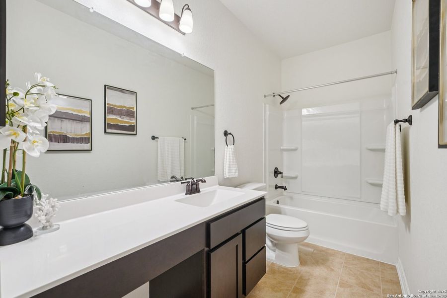 Furnished interior view inside a new home in Canyon Crest, San Antonio (Image 31). Furnished interior view inside a new home in Canyon Crest, San Antonio (Image 31).