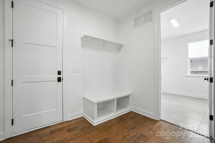 Image 33 of a home in . Image 33 of a home in .