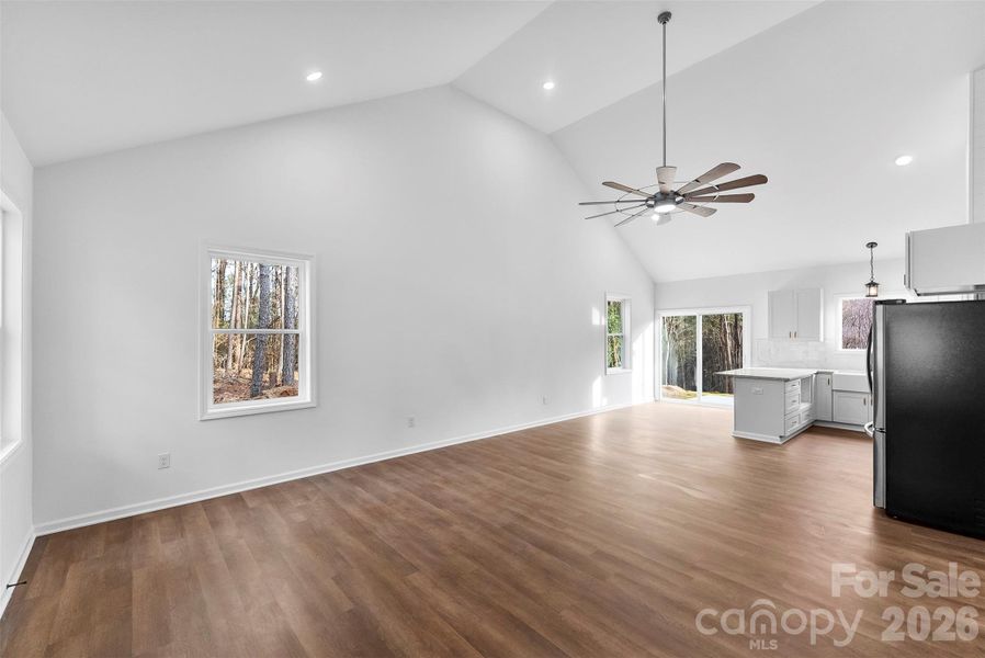 Spacious, unfurnished interior of a new home in , Shelby (Image 22).