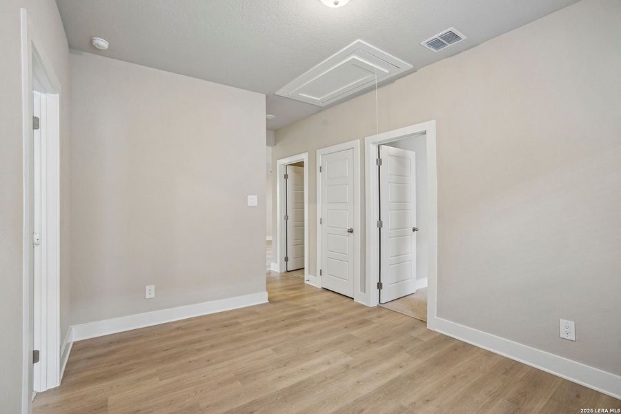 Spacious, unfurnished interior of a new home in Stetson Ridge, Marion (Image 36).