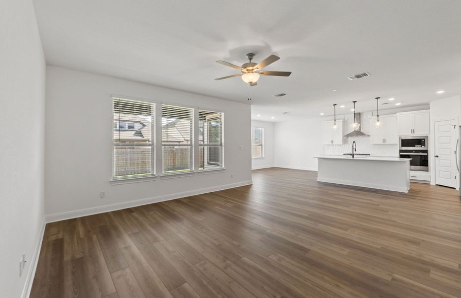 Spacious, unfurnished interior of a new home in Santa Rita Ranch, Liberty Hill (Image 52). Spacious, unfurnished interior of a new home in Santa Rita Ranch, Liberty Hill (Image 52).
