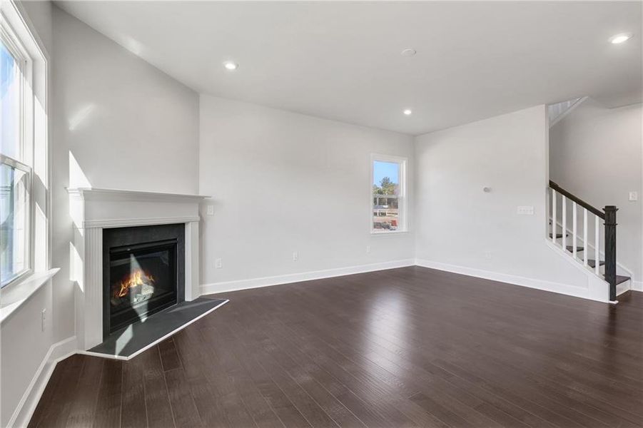 Spacious, unfurnished interior of a new home in Anderson Point Estates, McDonough (Image 14).