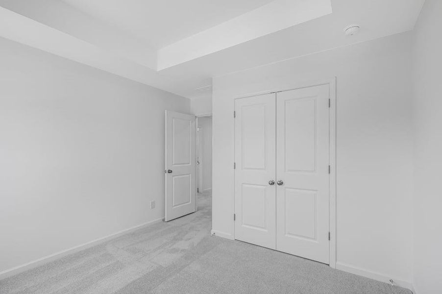 Spacious, unfurnished interior of a new home in Hampton Trace, Marietta (Image 16).