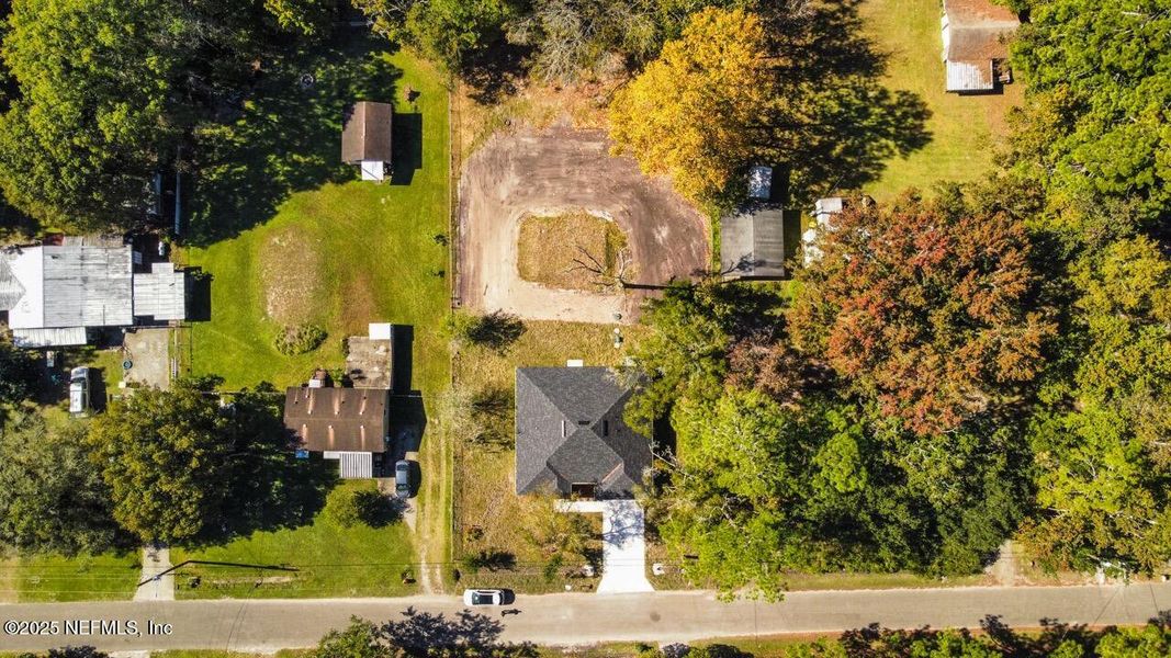Image 98 of a home in . Image 98 of a home in .