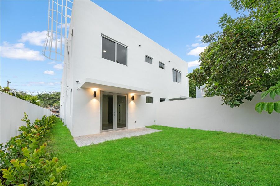 Front exterior of a new home in , Miami, FL, highlighting curb appeal (Image 28).