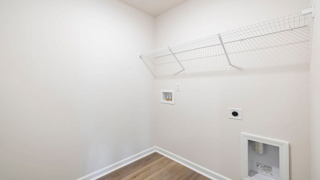 Spacious, unfurnished interior of a new home in Lakestone, Woodruff (Image 24).