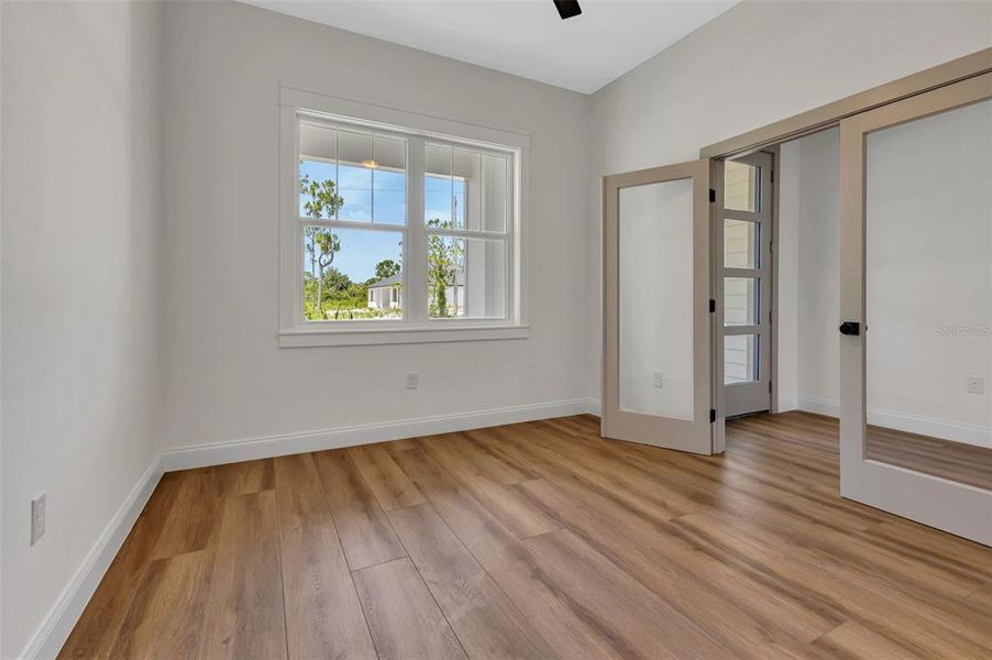 Spacious, unfurnished interior of a new home in , Port Charlotte (Image 21).