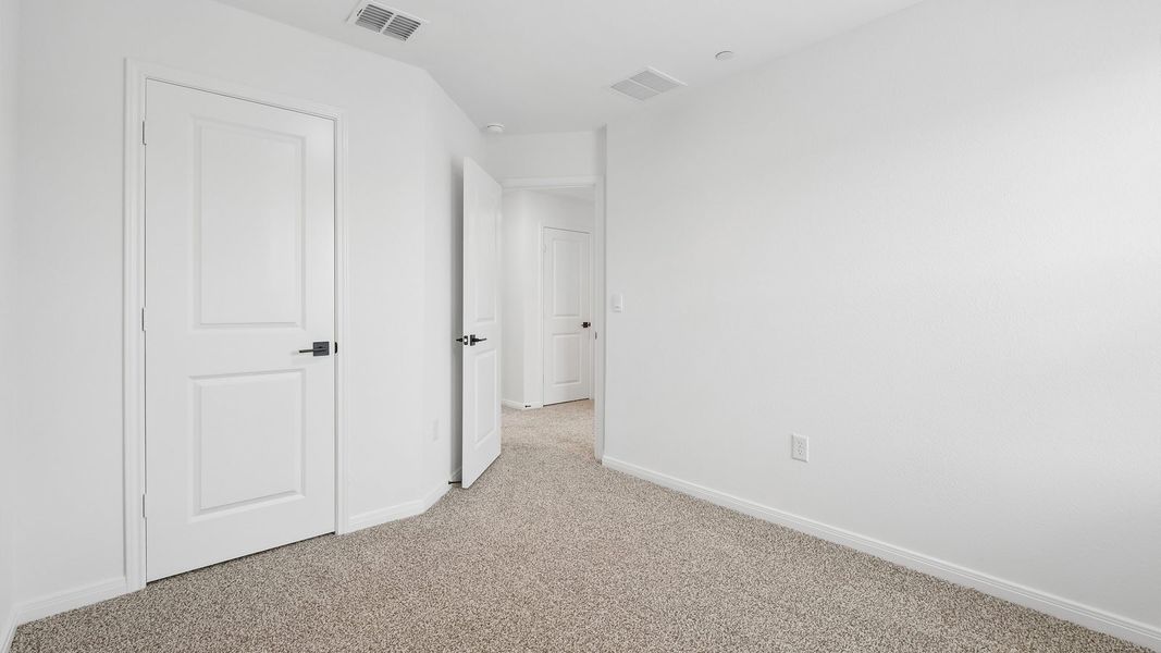 Spacious, unfurnished interior of a new home in Avery Centre, Round Rock (Image 26). Spacious, unfurnished interior of a new home in Avery Centre, Round Rock (Image 26).