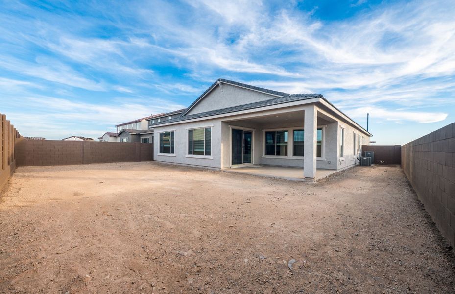 Exterior details and patio area of a home in Visara, Surprise (Image 3).