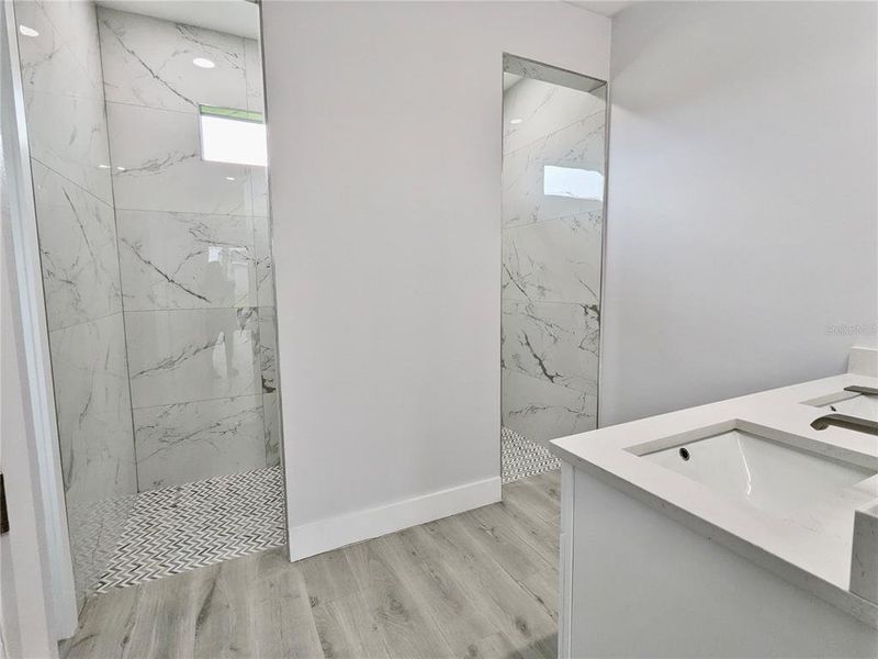 Furnished interior view inside a new home in , Cape Coral (Image 12).