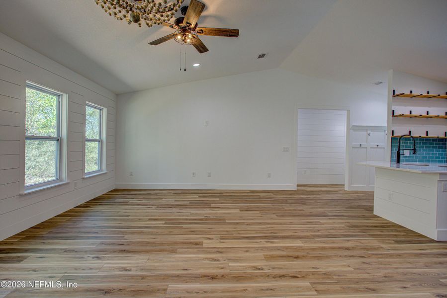 Spacious, unfurnished interior of a new home in , St. Augustine (Image 37).