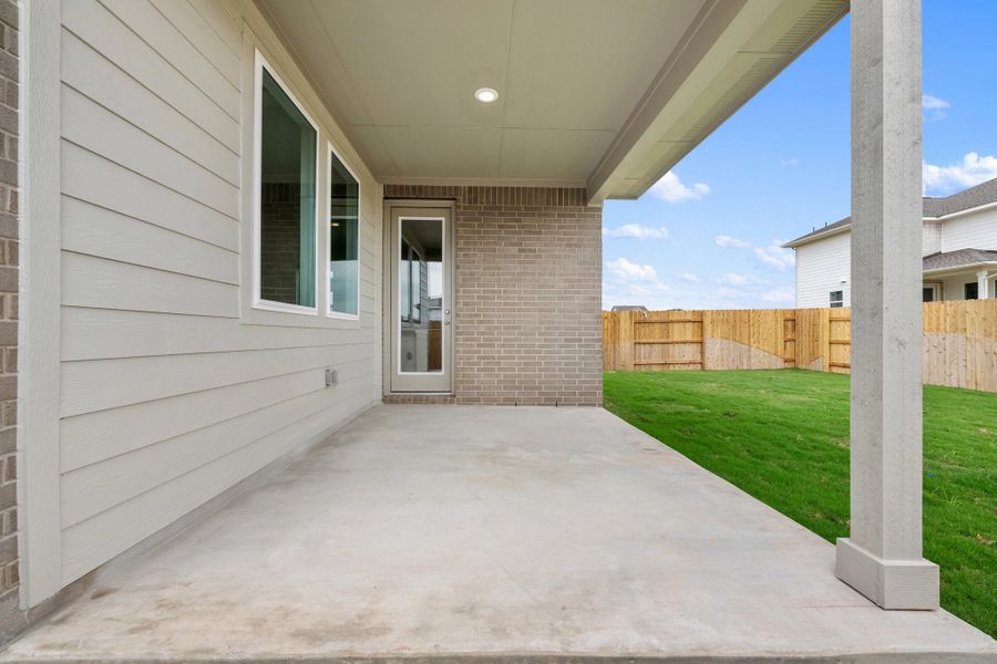 Exterior details and patio area of a home in The Cottages at La Cima, San Marcos (Image 29).