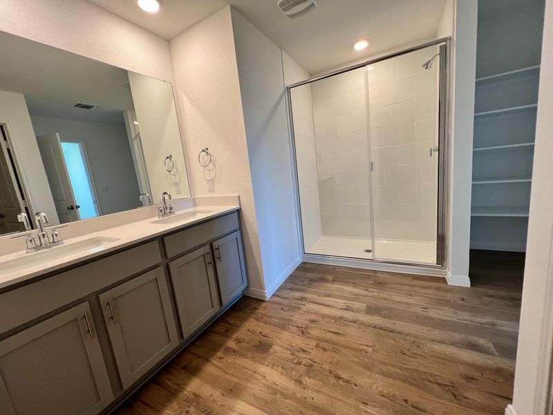 Furnished interior view inside a new home in Rosenbusch Ranch, Leander (Image 7). Furnished interior view inside a new home in Rosenbusch Ranch, Leander (Image 7).