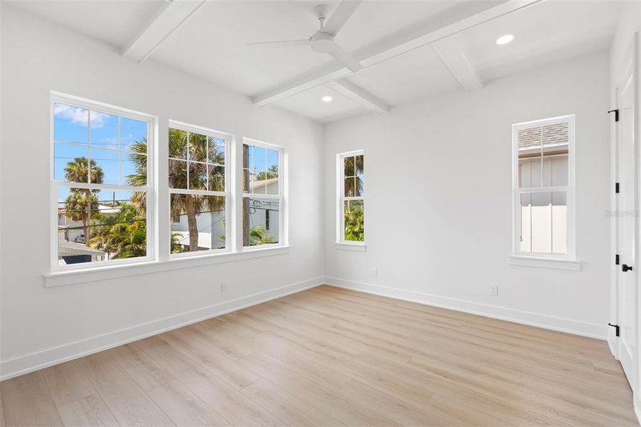 Spacious, unfurnished interior of a new home in , St. Petersburg (Image 28). Spacious, unfurnished interior of a new home in , St. Petersburg (Image 28).