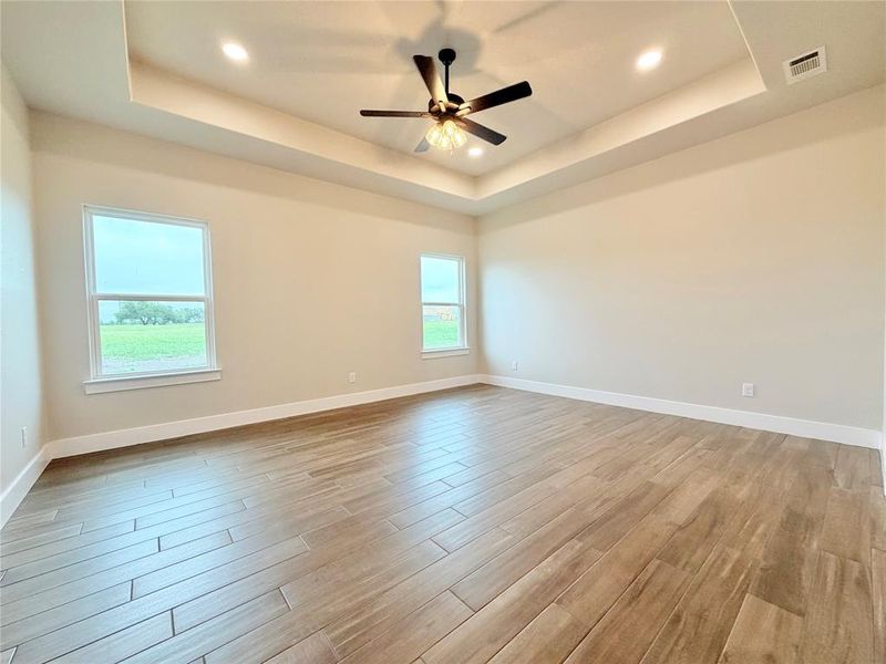 Spacious, unfurnished interior of a new home in , Weatherford (Image 25). Spacious, unfurnished interior of a new home in , Weatherford (Image 25).