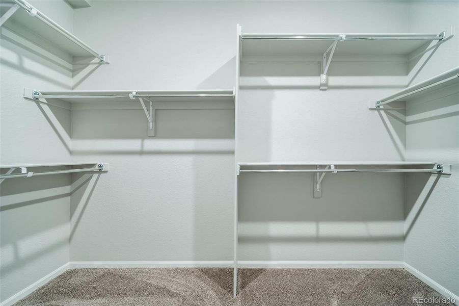 Spacious, unfurnished interior of a new home in , Aurora (Image 17).