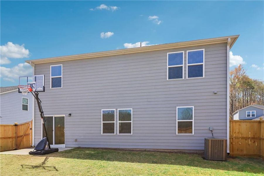 Exterior details and patio area of a home in , Gainesville (Image 31).