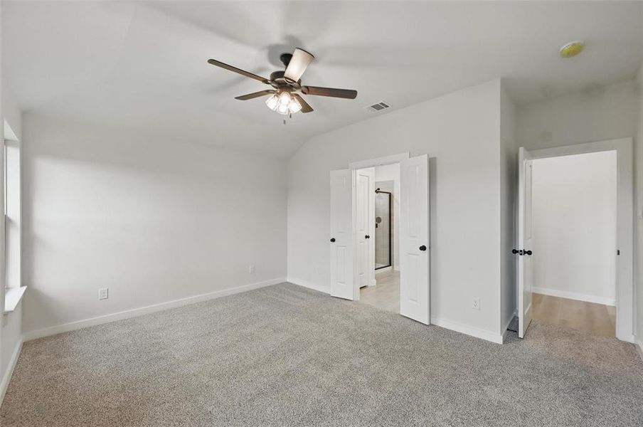 Spacious, unfurnished interior of a new home in Trail Creek, Cleburne (Image 26). Spacious, unfurnished interior of a new home in Trail Creek, Cleburne (Image 26).