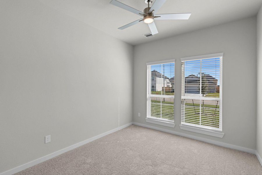 Spacious, unfurnished interior of a new home in Briarwood Crossing, Rosenberg (Image 28). Spacious, unfurnished interior of a new home in Briarwood Crossing, Rosenberg (Image 28).