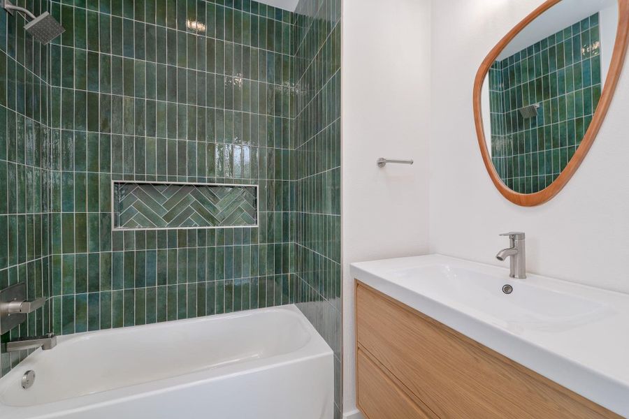 Furnished interior view inside a new home in , Austin (Image 11).