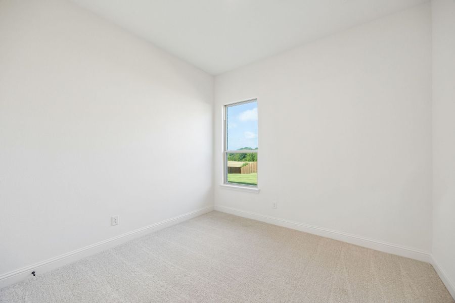 Spacious, unfurnished interior of a new home in Sheppard's Place, Waxahachie (Image 28). Spacious, unfurnished interior of a new home in Sheppard's Place, Waxahachie (Image 28).