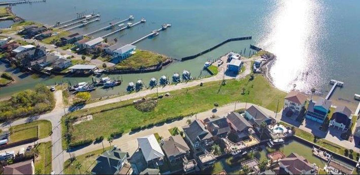 Image 6 of a home in . Image 6 of a home in .