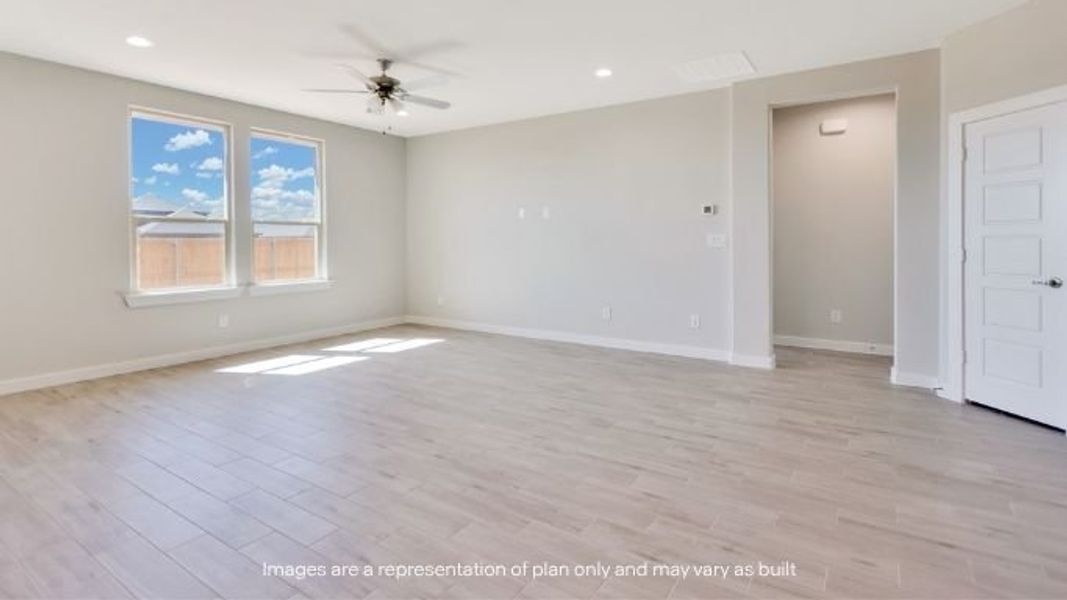 Representative unfurnished interior of a home built from the Blanco by D.R. Horton in Homestead at Parks Bell Ranch, Odessa (Image 12).