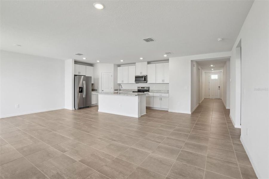 Spacious, unfurnished interior of a new home in , Brooksville (Image 17).