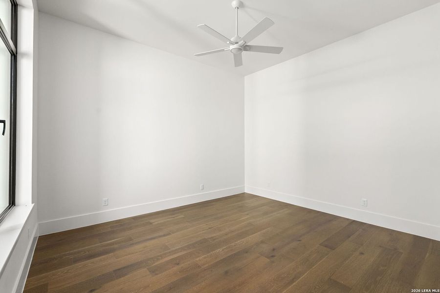 Spacious, unfurnished interior of a new home in , Boerne (Image 39).